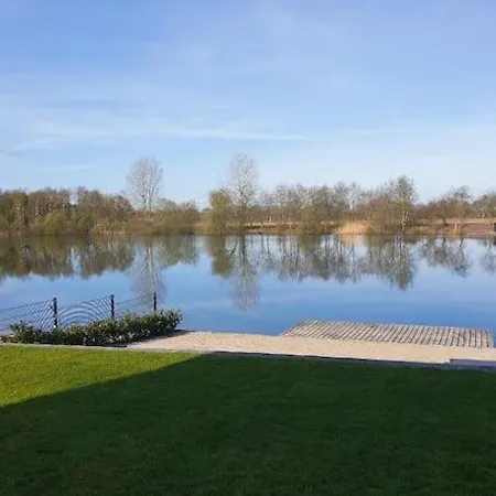 Prázdninový dům Ferienhaus Mit Privatem Seezugang, Sauna, Strand, Wassersport, Stand Upp Barssel (Cloppenburg)