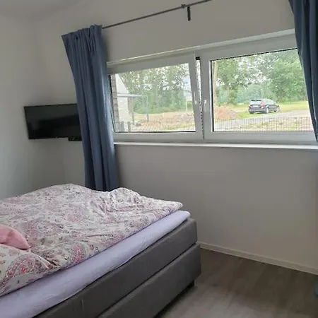 Prázdninový dům Ferienhaus Mit Privatem Seezugang, Sauna, Strand, Wassersport, Stand Upp Barssel (Cloppenburg)