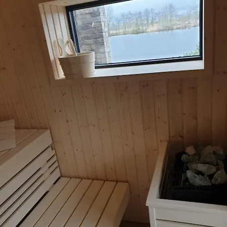 Mit Privatem Seezugang, Sauna, Strand, Wassersport, Ruderboot, Stand Upp Сasa de vacaciones *